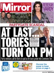 Daily Mirror () Newspaper Front Page for 22 April 2022